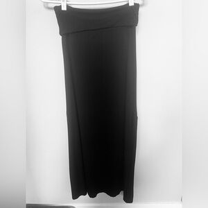 Elegant Kismet Black Maxi Skirt size large